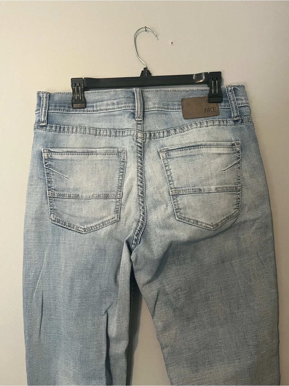 BKE Jake Relaxed Fit Jeans in Light Blue Wash